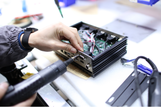 工控機(jī)安裝方法.png 工控機(jī)安裝方法.png