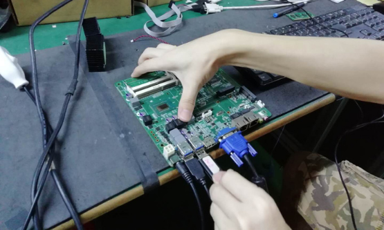 工控機(jī)安裝.png 工控機(jī)安裝.png