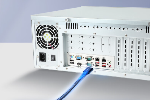 4U工控機(jī)端口.png 4U工控機(jī)端口.png