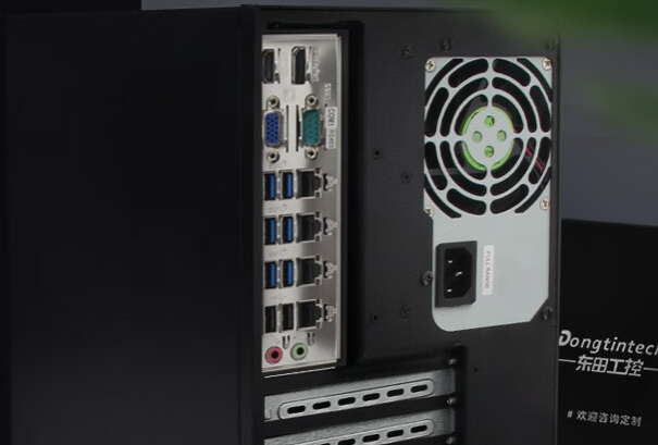 壁掛式工控機(jī).png 壁掛式工控機(jī).png