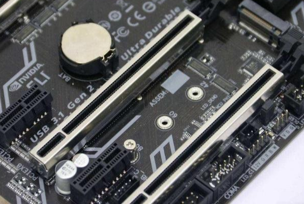 PCIex16插槽.png PCIex16插槽.png