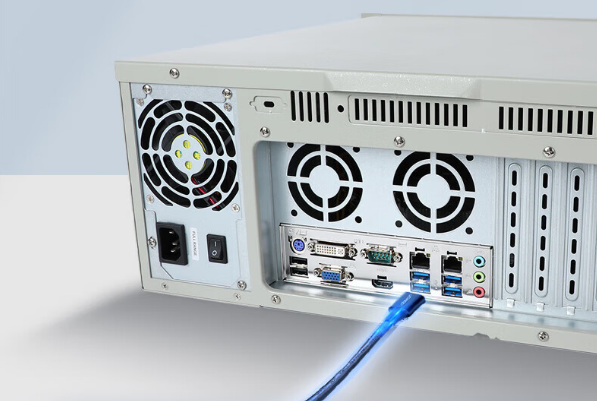 4U工控機(jī)端口.png 4U工控機(jī)端口.png