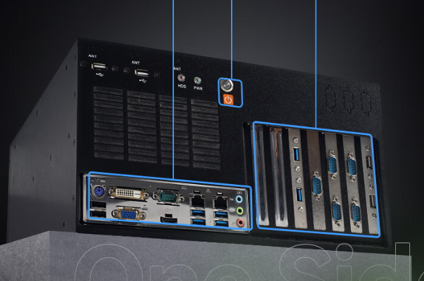 壁掛式工控機(jī)端口.png 壁掛式工控機(jī)端口.png