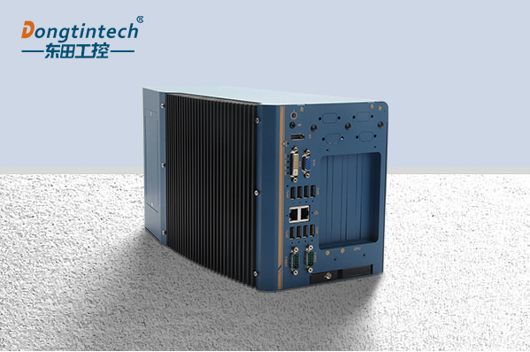 東田嵌入式工控機(jī).png 東田嵌入式工控機(jī).png