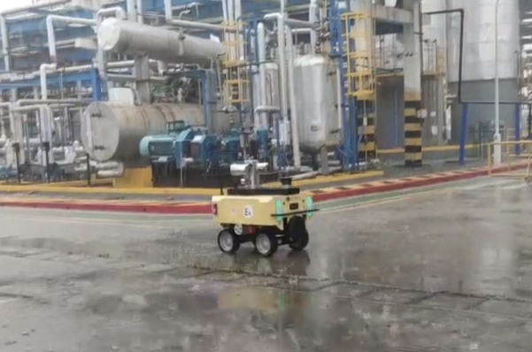 化工廠巡檢機器人工控機.png 化工廠巡檢機器人工控機.png