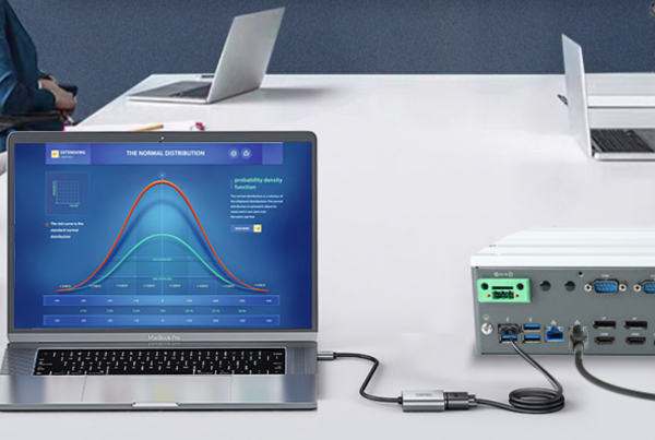 東田嵌入式工控機(jī)端口.png 東田嵌入式工控機(jī)端口.png