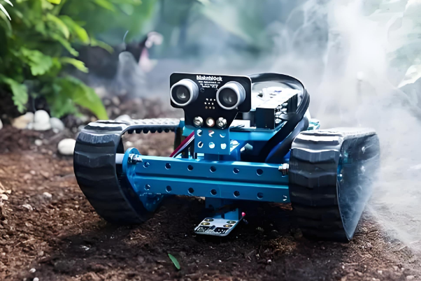 機(jī)器人.png 機(jī)器人.png