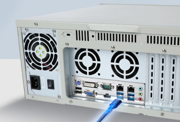 東田智慧工地工控機端口.png 東田智慧工地工控機端口.png